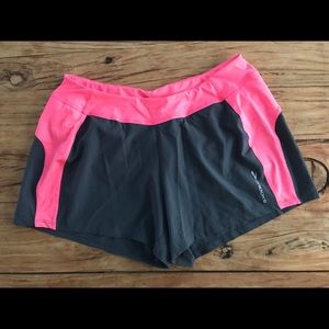 Brooks Equilibrium Tech Running Shorts - M